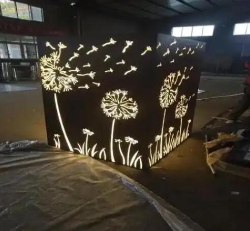 南沙耐候钢灯箱